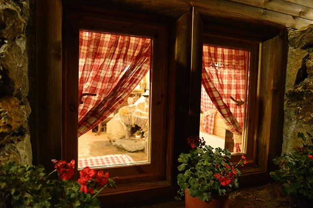 Uykucunun Evi